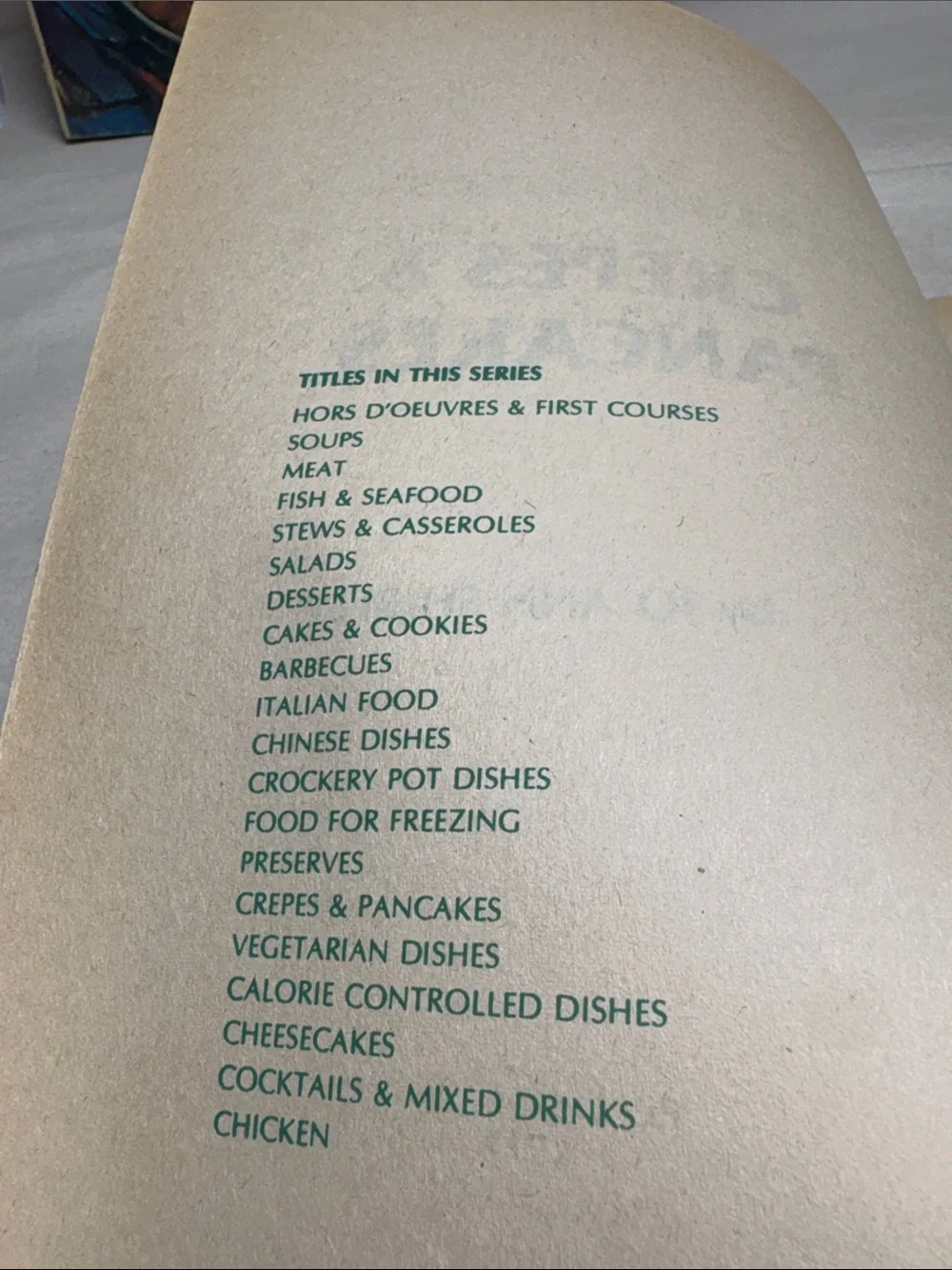 Assorted paperback cooking recipe book/magazine
